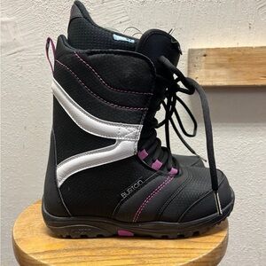 NEW Burton Coco Snowboard Boots